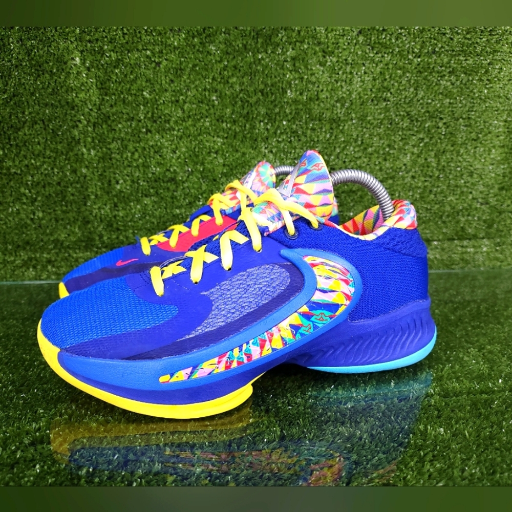 Nike Freak 4 SE Big Kids Royal Blue & Yellow Basketball Shoes Size 6.5 Y